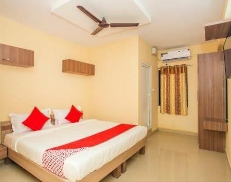 Vivid Homes By Wb Inn Bangalore Esterno foto