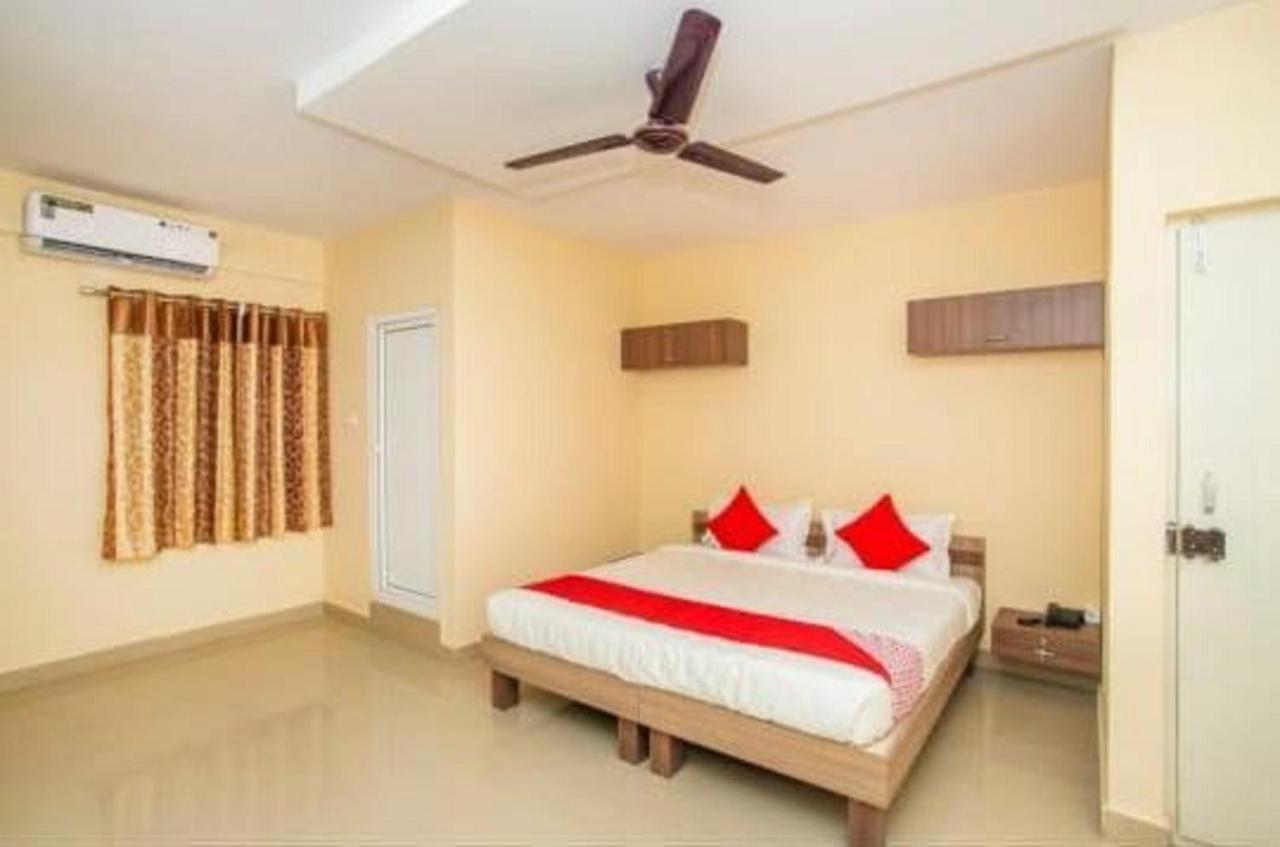Vivid Homes By Wb Inn Bangalore Esterno foto