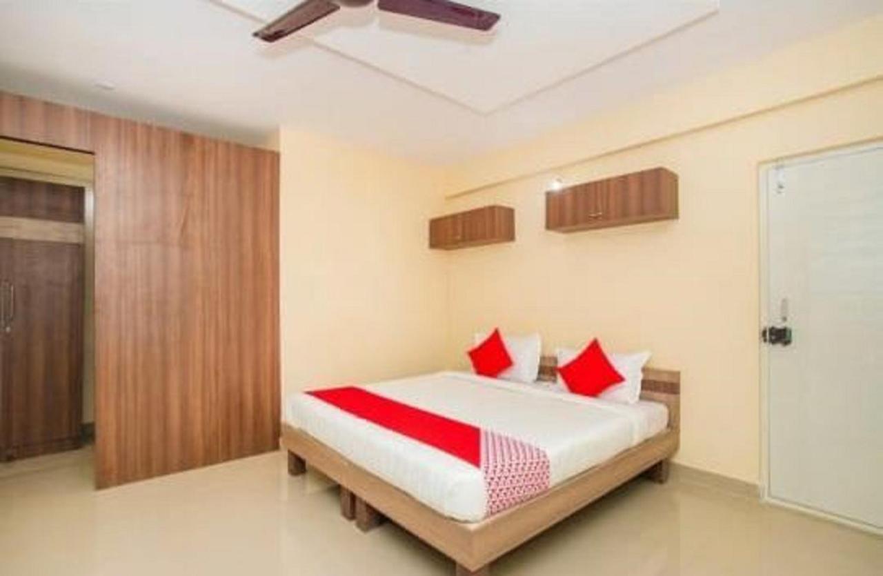 Vivid Homes By Wb Inn Bangalore Esterno foto