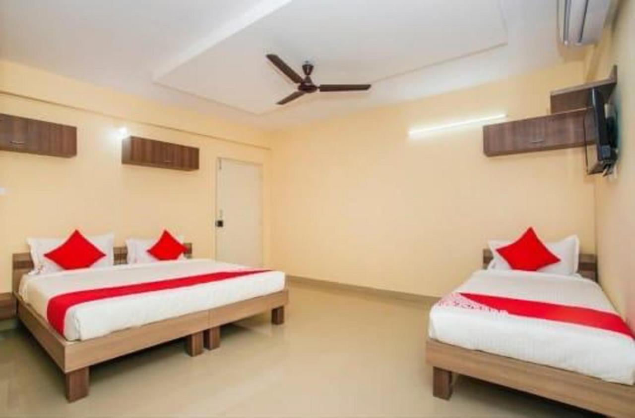 Vivid Homes By Wb Inn Bangalore Esterno foto